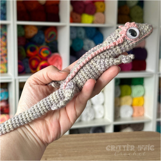 Foggy Rose Crested Gecko OOAK Amigurumi