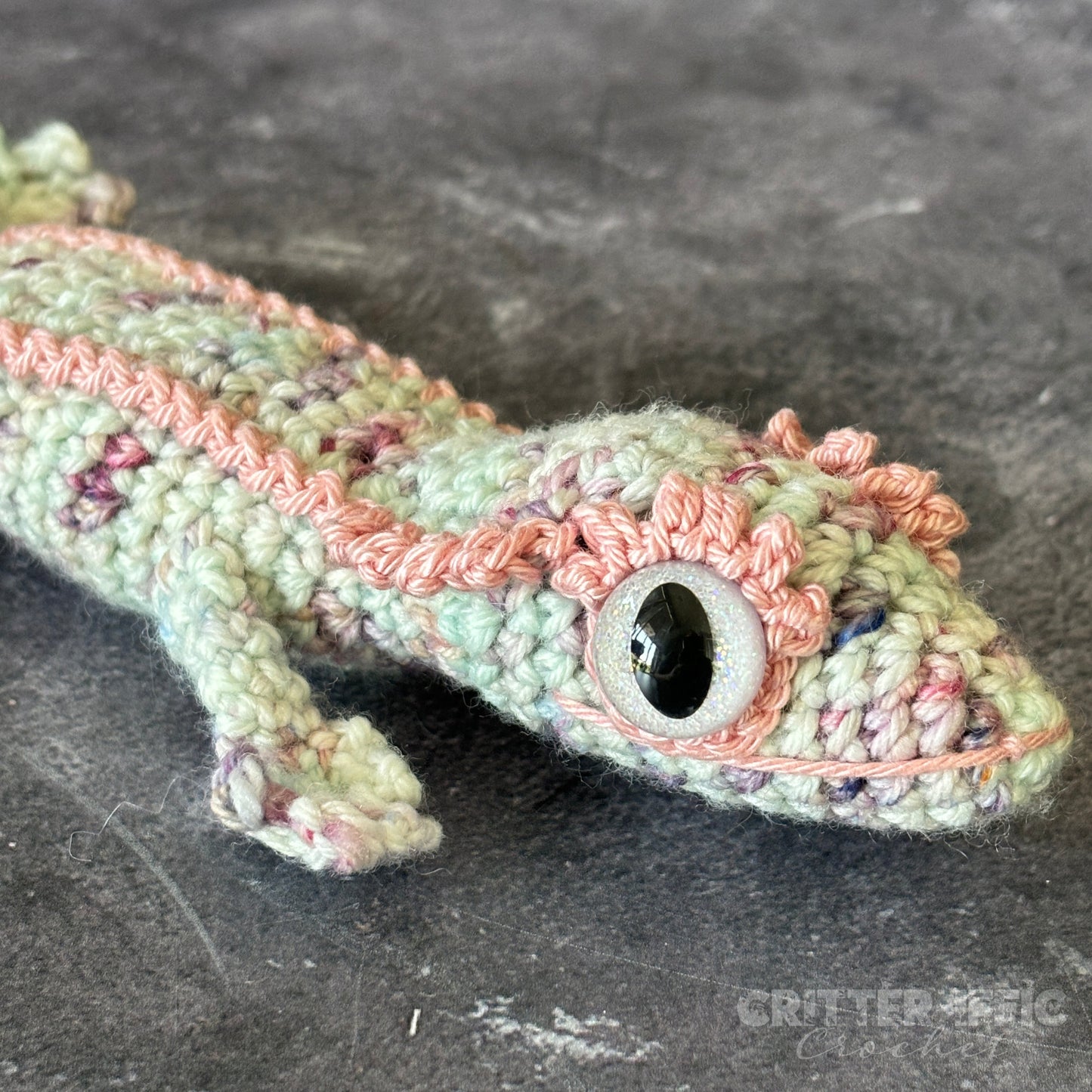 Subtle Sweet Crested Gecko OOAK Amigurumi