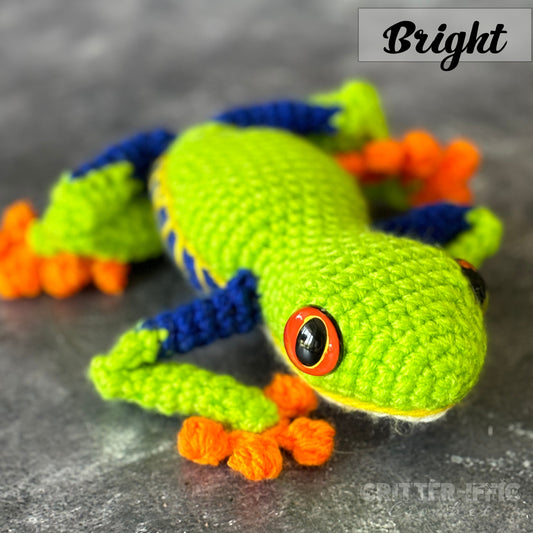 Ruby the Tree Frog Amigurumi